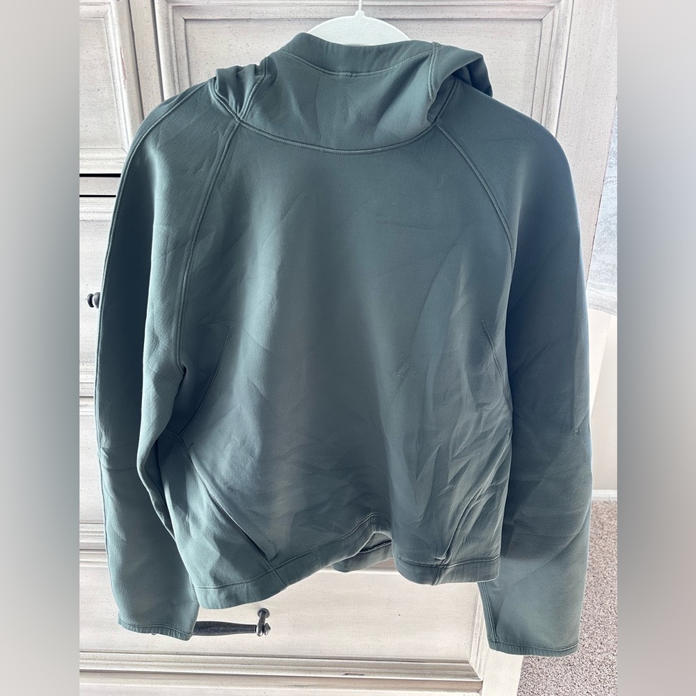 Lululemon AirWrap Pullover Hoodie